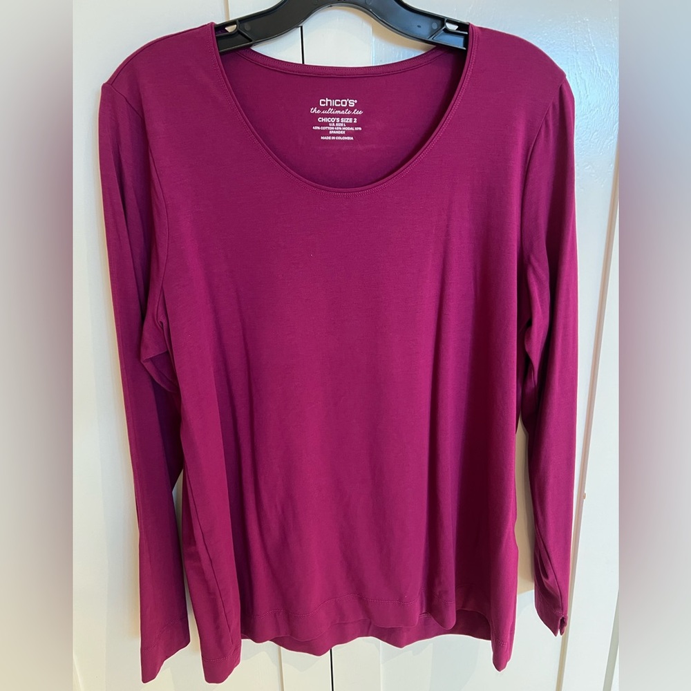 Chico’s The ultimate Tee women size 2 (U.S. size L 12)